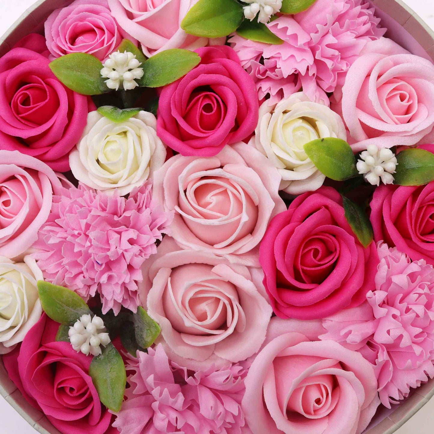 Mix of pink Roses in a luxury gift box