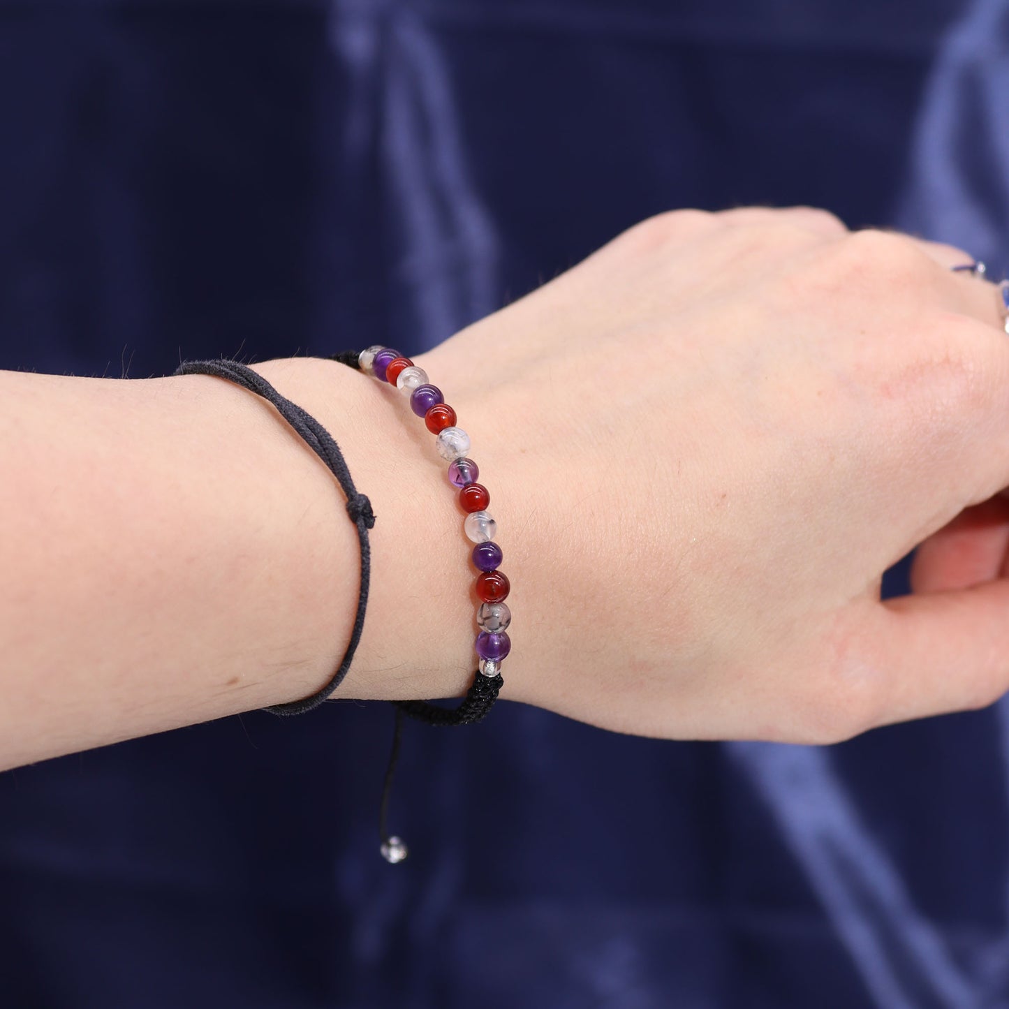 Vela de cristal Virgo con pulsera de piedras preciosas